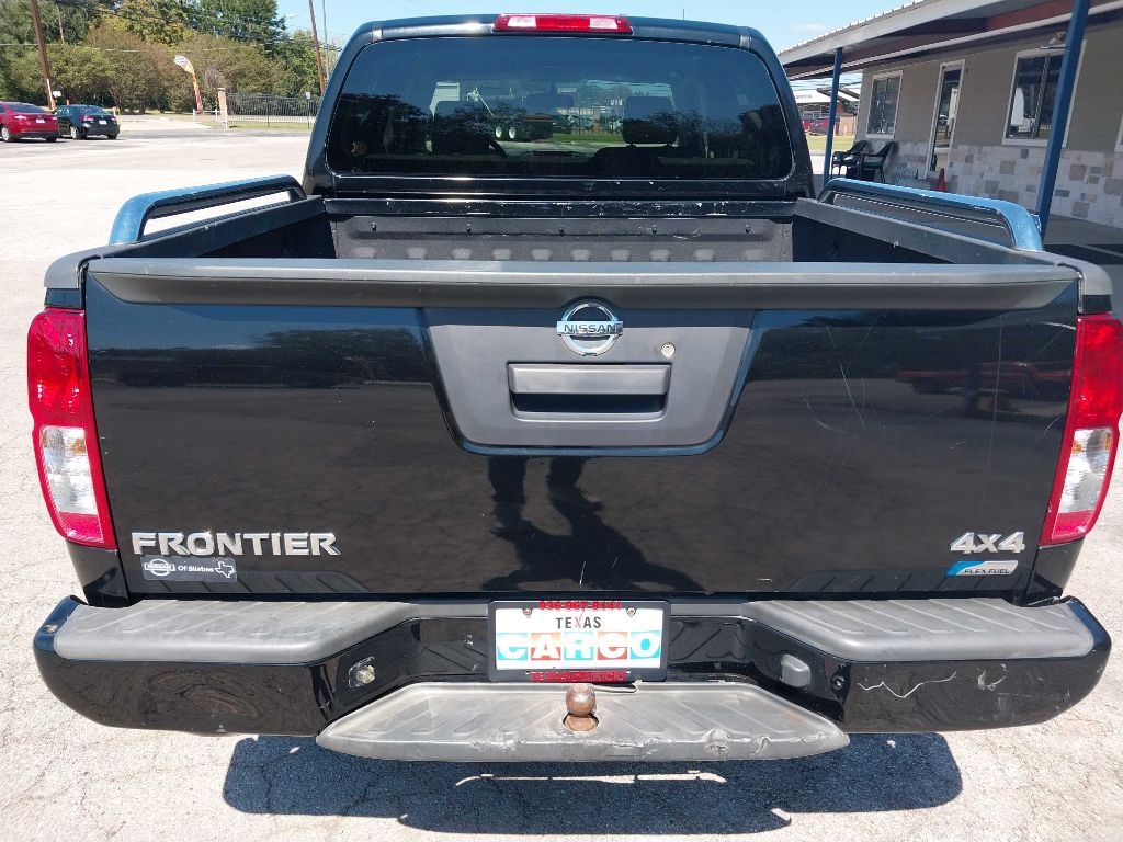 Nissan Frontier SL Crew Cab 5AT 4WD 2017