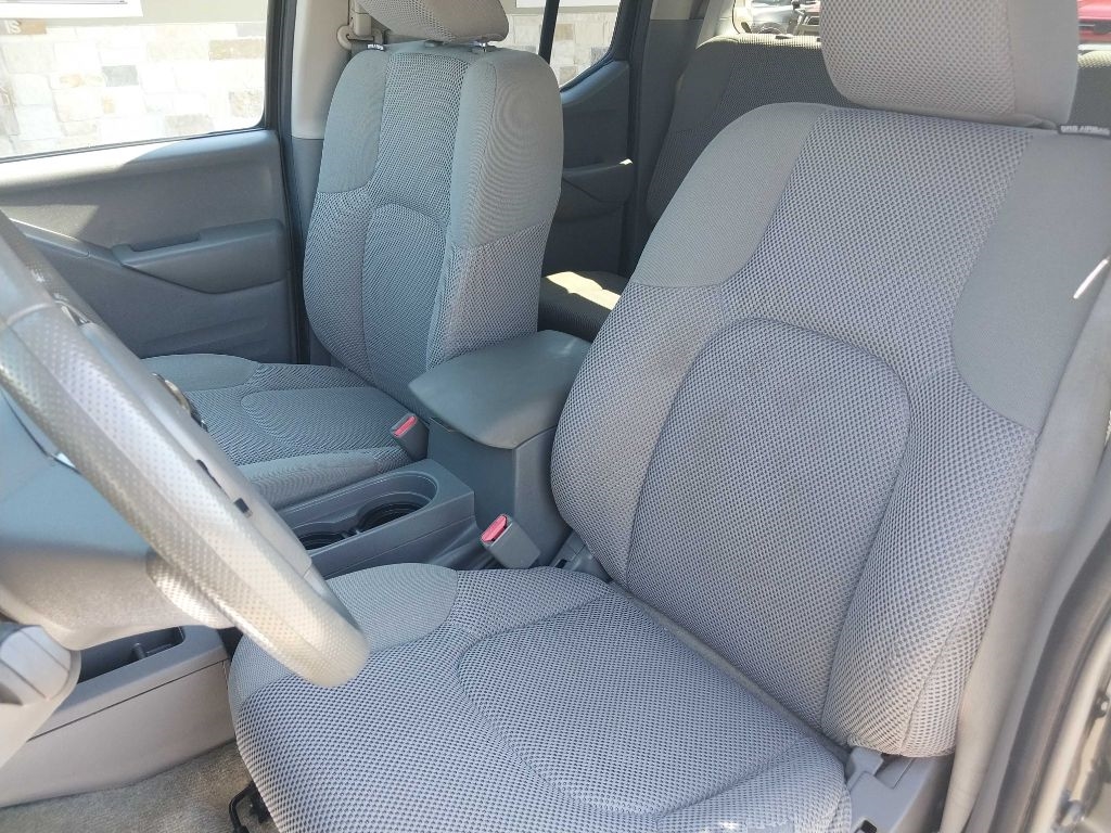 Nissan Frontier SL Crew Cab 5AT 4WD 2017