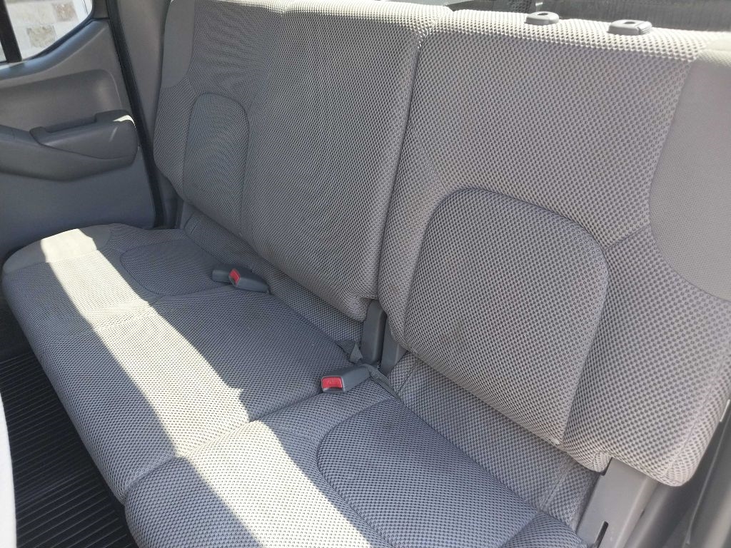 Nissan Frontier SL Crew Cab 5AT 4WD 2017