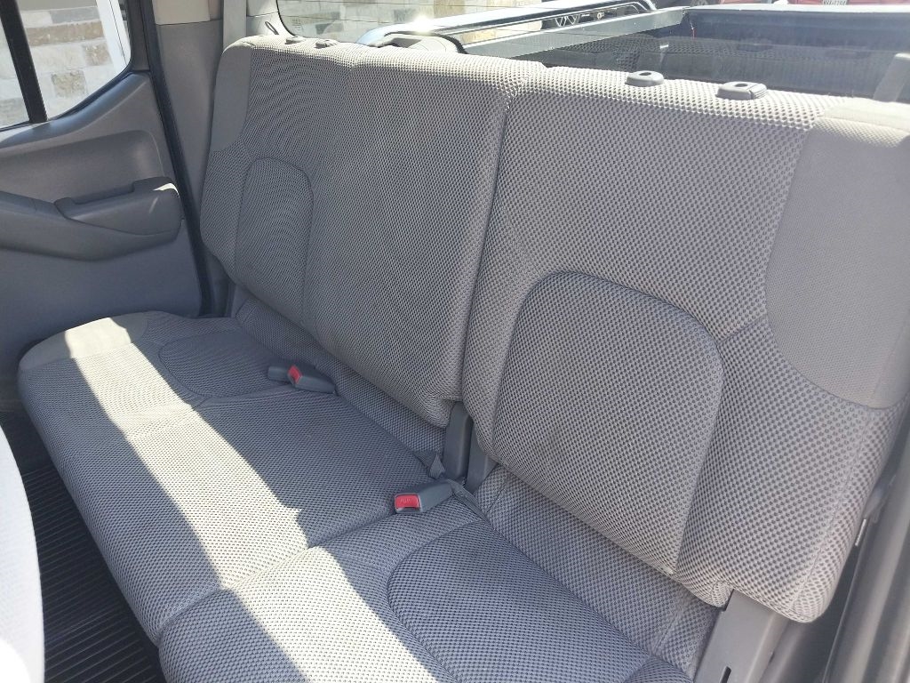 Nissan Frontier SL Crew Cab 5AT 4WD 2017