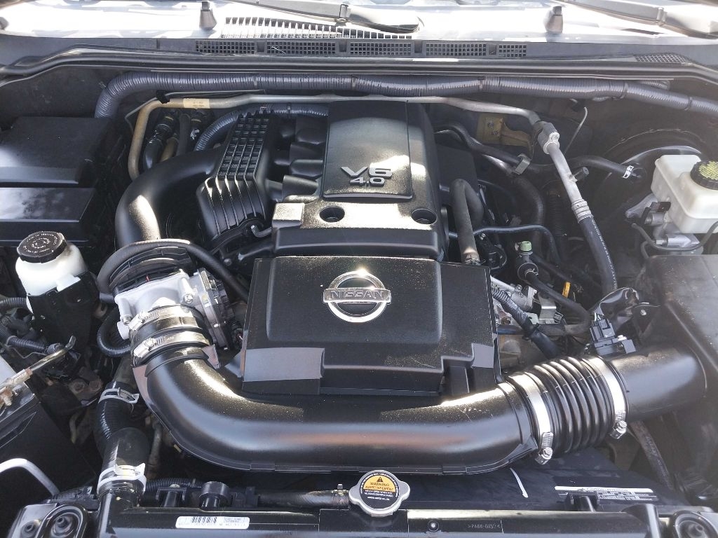 Nissan Frontier SL Crew Cab 5AT 4WD 2017