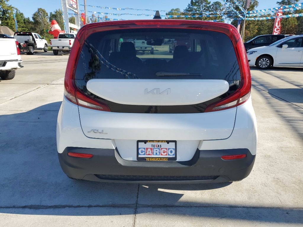 Kia Soul LX CVT 2022