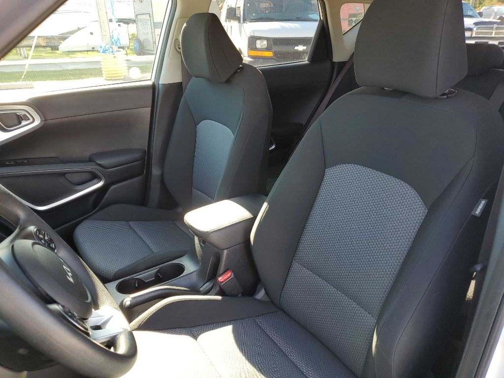 Kia Soul LX CVT 2022