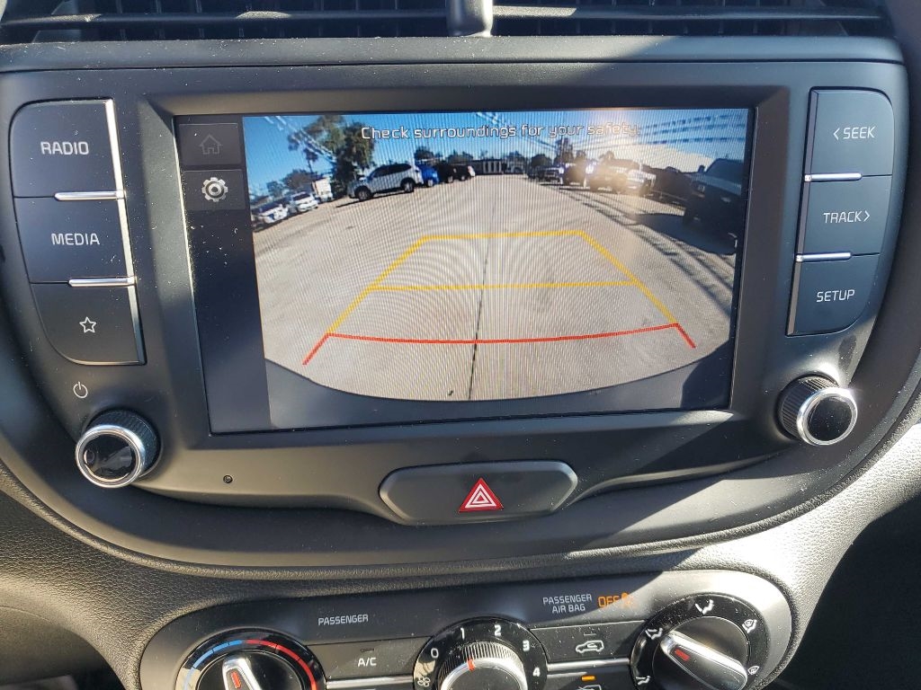 Kia Soul LX CVT 2022