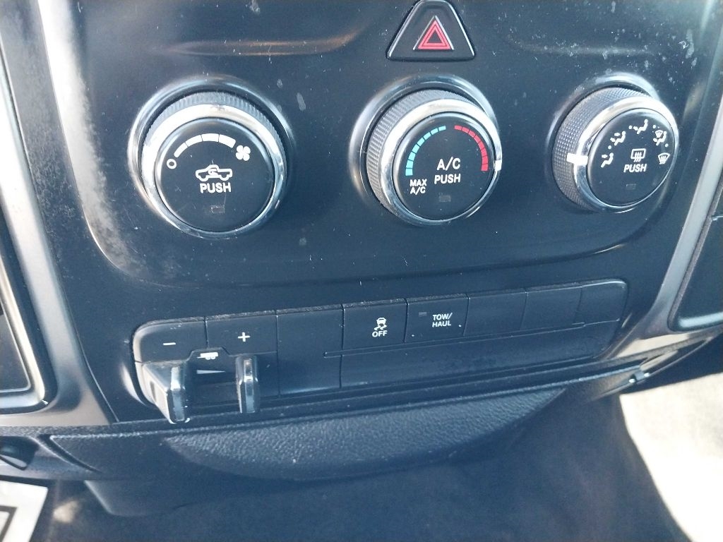 RAM 2500 SLT Crew Cab SWB 4WD 2016