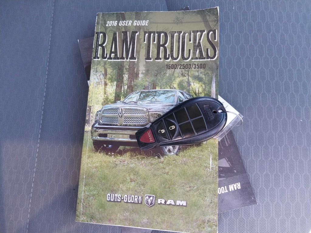 RAM 2500 SLT Crew Cab SWB 4WD 2016