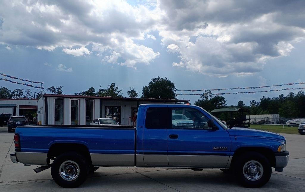 Dodge Ram 2500 Quad Cab Short Bed 2WD 1999
