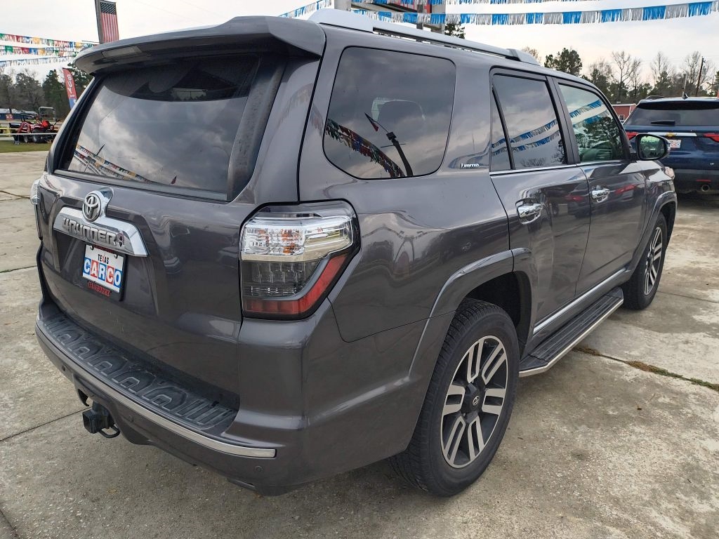 Toyota 4Runner SR5 2WD 2015