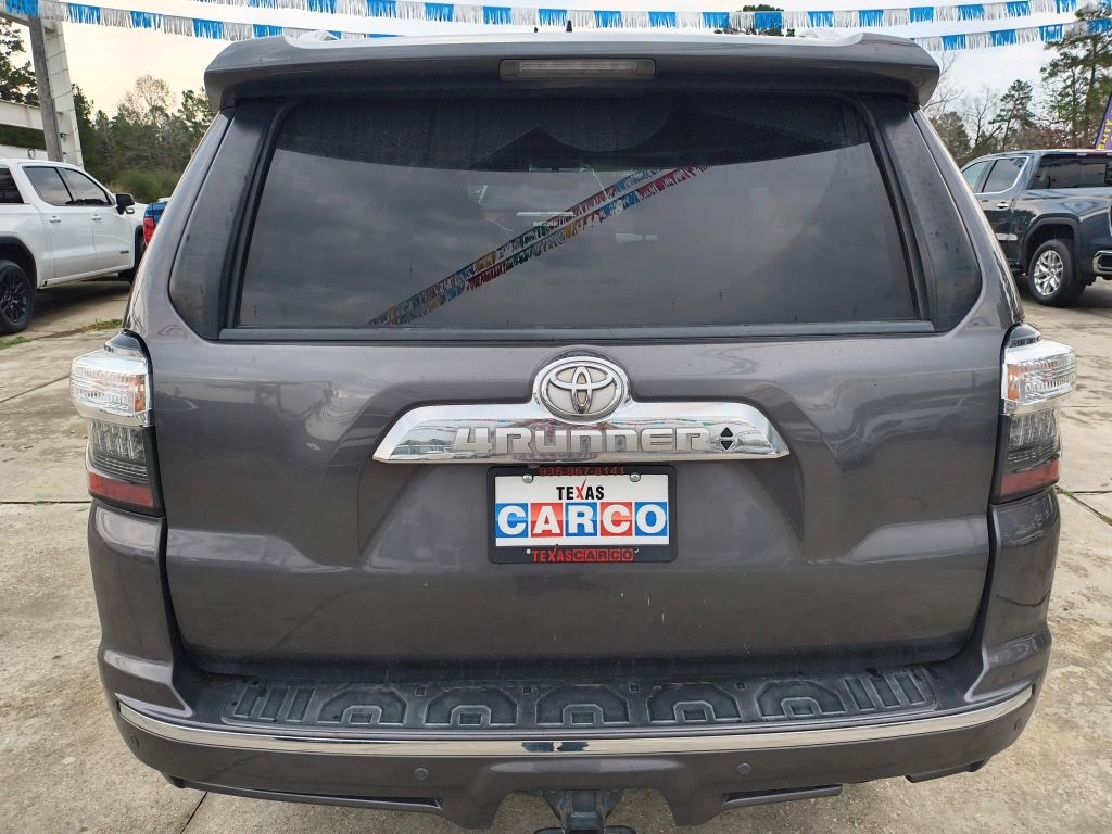 Toyota 4Runner SR5 2WD 2015