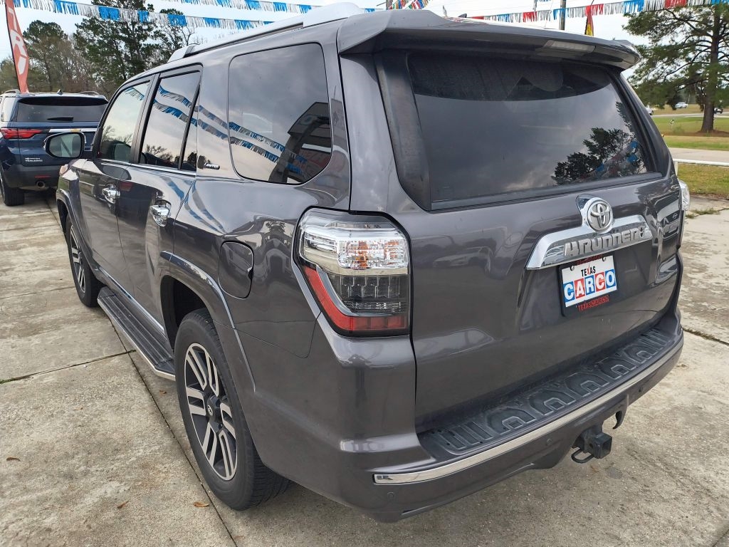 Toyota 4Runner SR5 2WD 2015