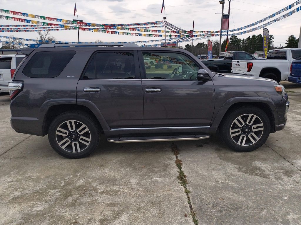 Toyota 4Runner SR5 2WD 2015