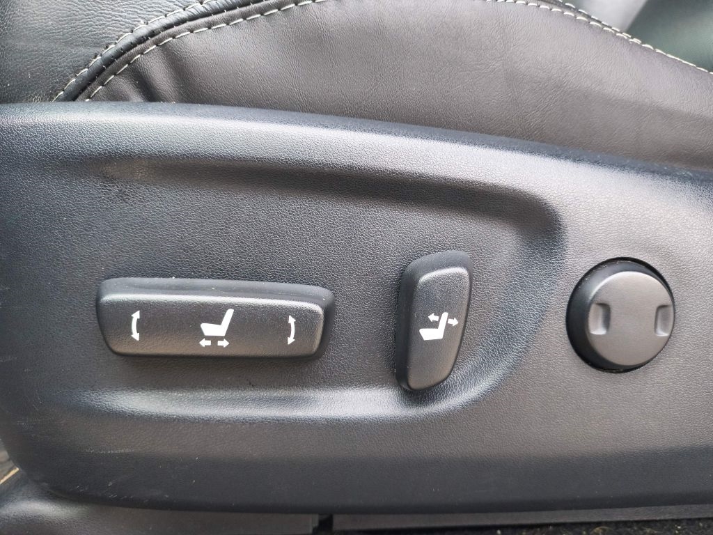 Toyota 4Runner SR5 2WD 2015