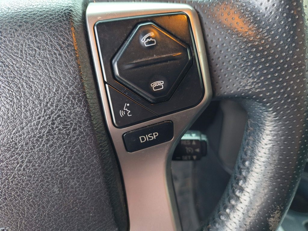 Toyota 4Runner SR5 2WD 2015