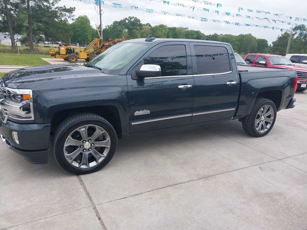 Chevrolet Silverado 1500 High Country Crew Cab Long Box 2WD 2018