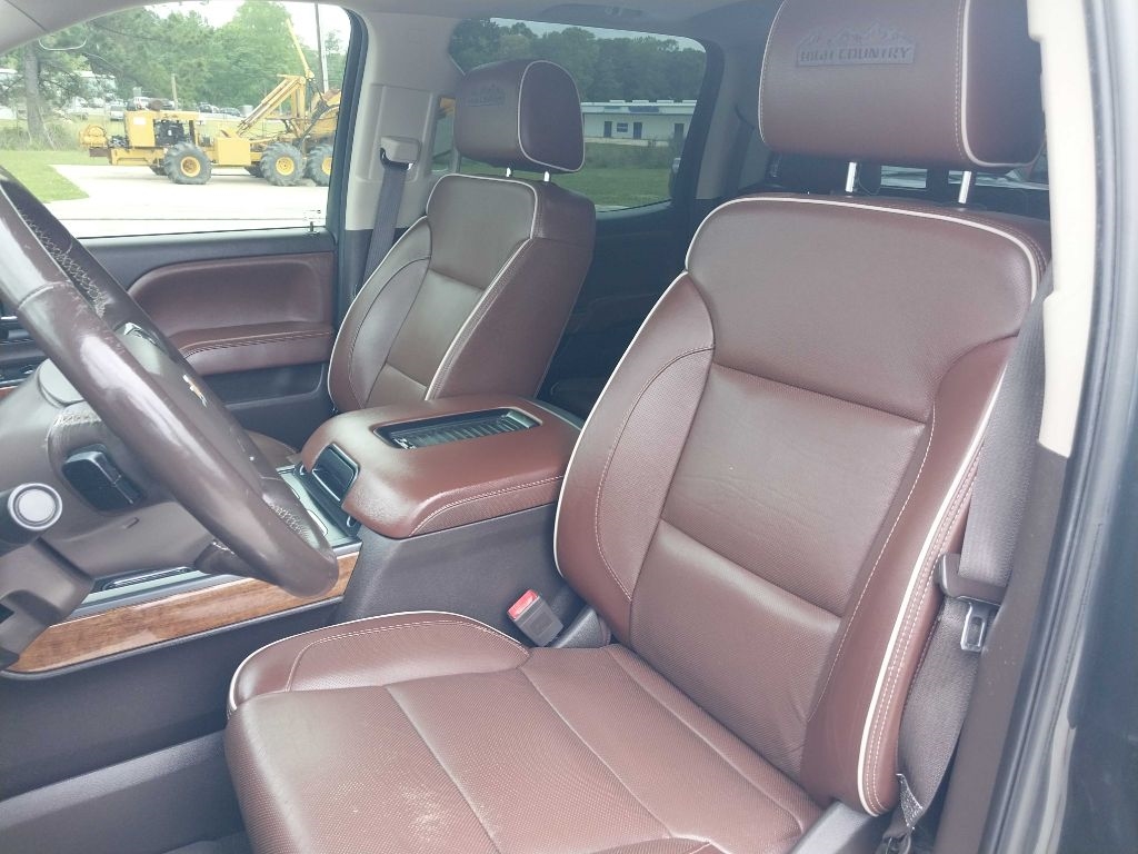 Chevrolet Silverado 1500 High Country Crew Cab Long Box 2WD 2018