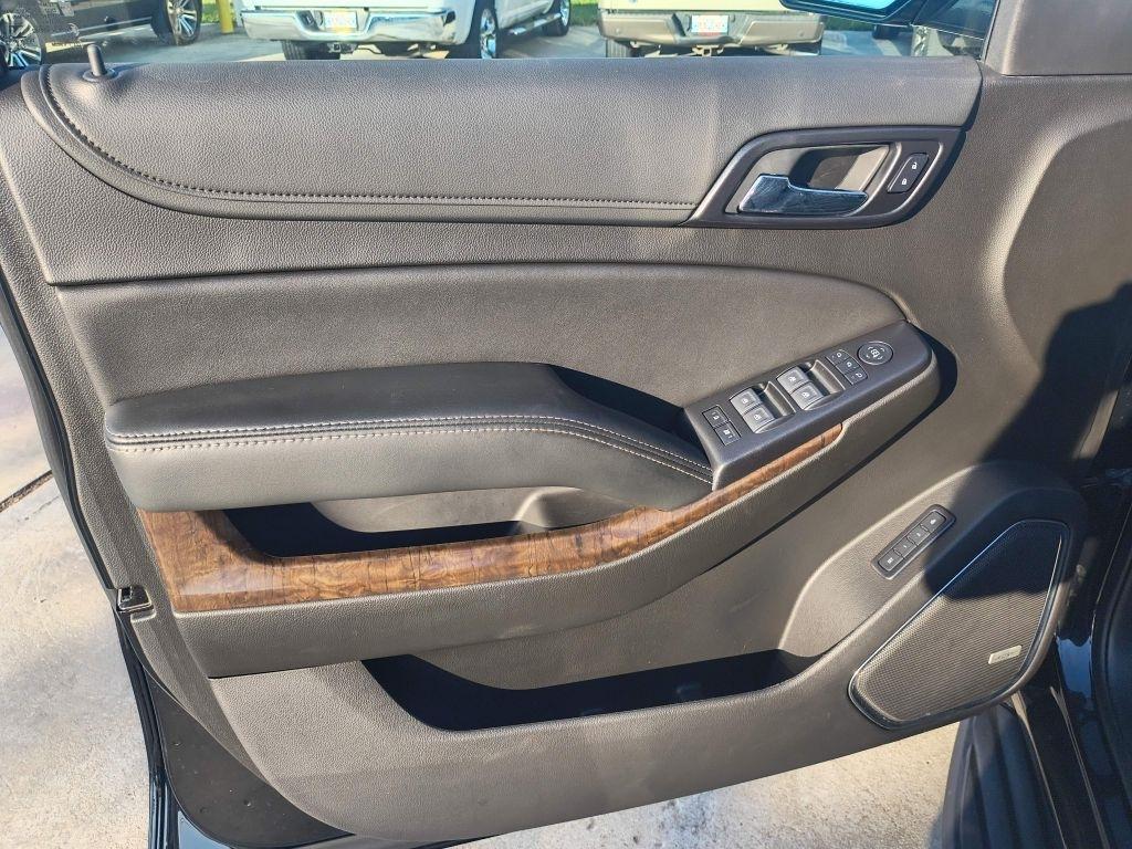 Chevrolet Suburban LT 2WD 2020