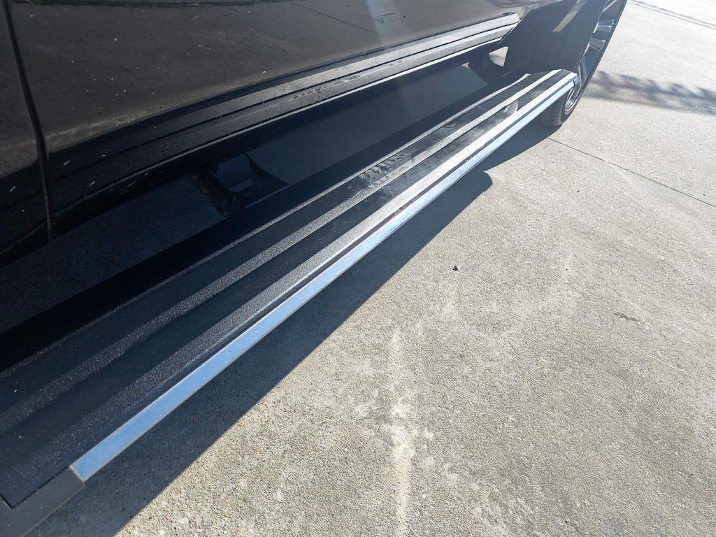 GMC Yukon Denali 4WD 2018