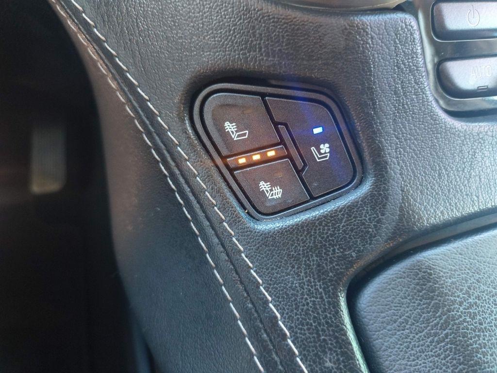 GMC Yukon Denali 4WD 2018