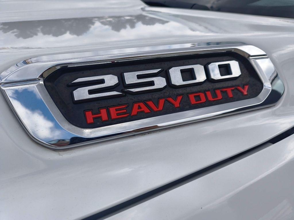 RAM 2500 Tradesman Crew Cab SWB 4WD 2022