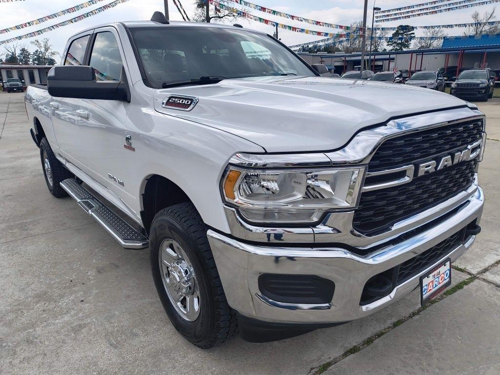 RAM 2500 Tradesman Crew Cab SWB 4WD 2022