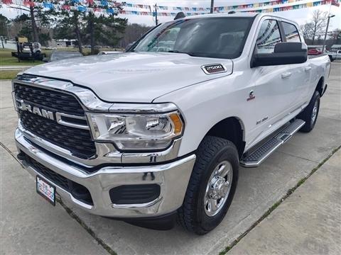 2022 RAM 2500 Tradesman Crew Cab SWB 4WD