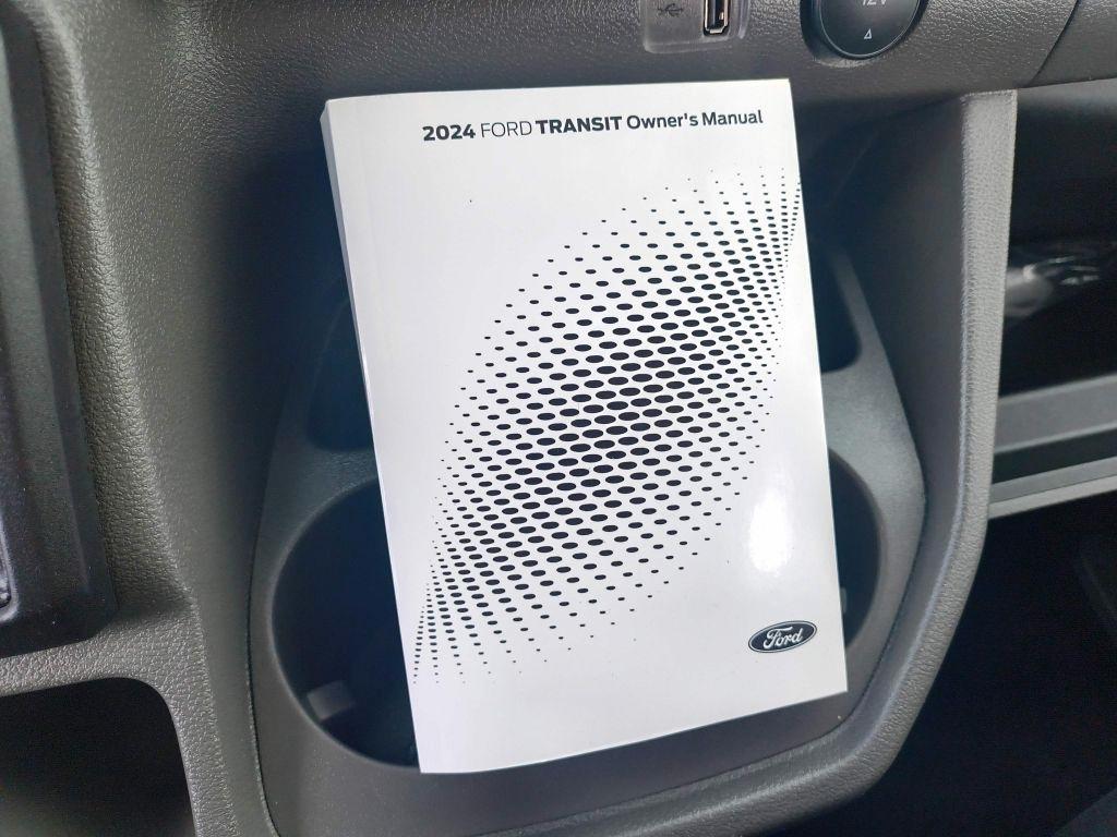 Ford Transit 350 Wagon Low Roof XL w/Sliding Pass. 148-in. WB 2024