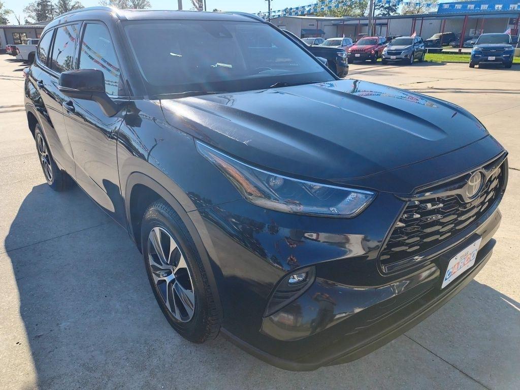 Toyota Highlander  2021