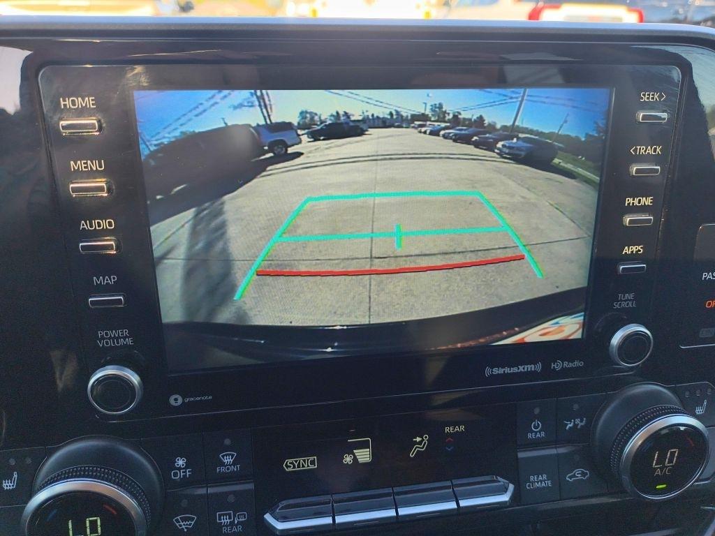 Toyota Highlander  2021