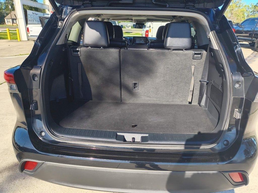 Toyota Highlander  2021