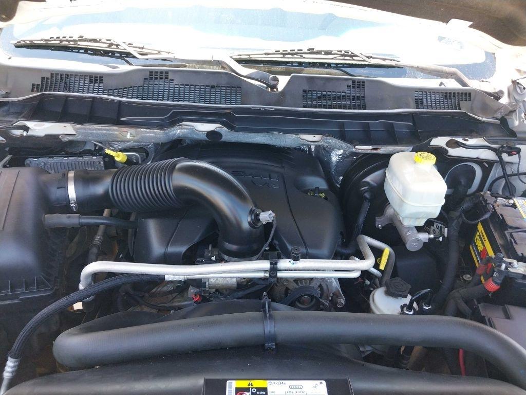 RAM 2500 SLT Crew Cab SWB 4WD 2016