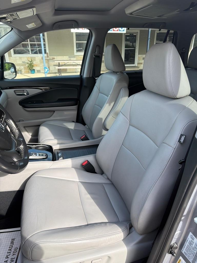 Honda Pilot Touring 2WD 2021