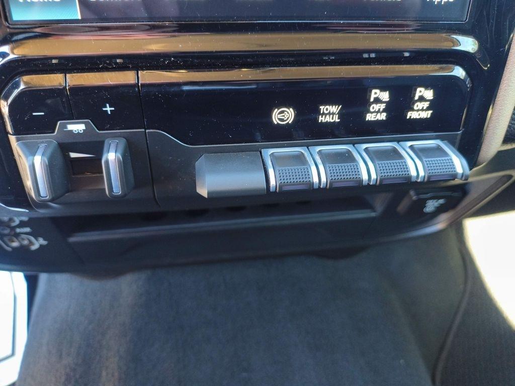 RAM 2500 Laramie Crew Cab SWB 4WD 2023