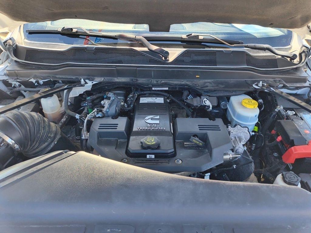 RAM 2500 Laramie Crew Cab SWB 4WD 2023