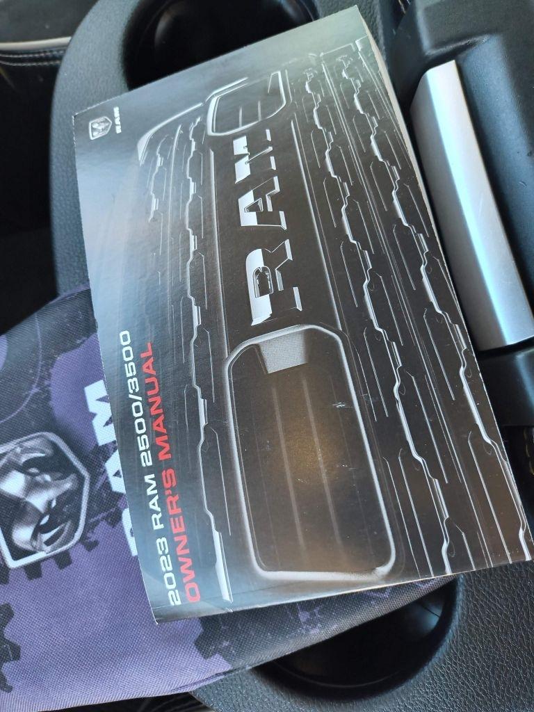 RAM 2500 Laramie Crew Cab SWB 4WD 2023