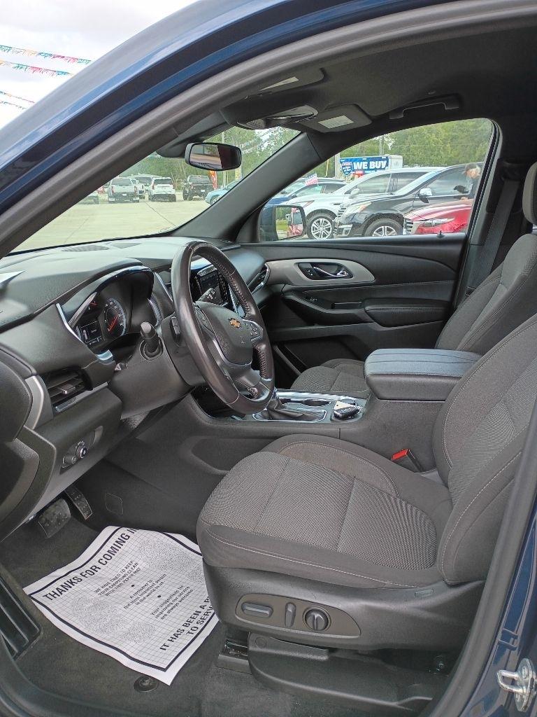 Chevrolet Traverse LT Cloth FWD 2022