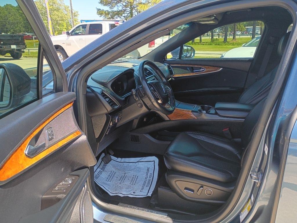 Lincoln Nautilus Select 2019