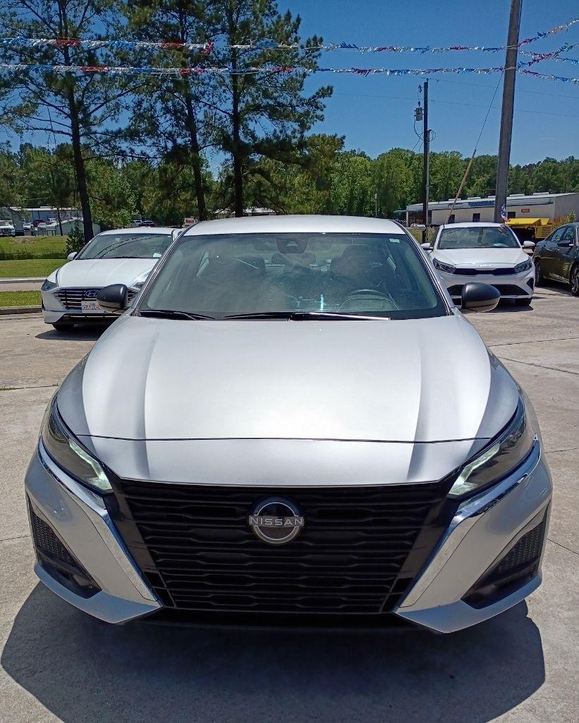 Nissan Altima 2.5 SV 2024