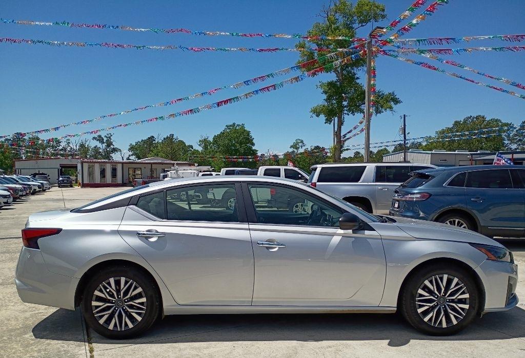 Nissan Altima 2.5 SV 2024