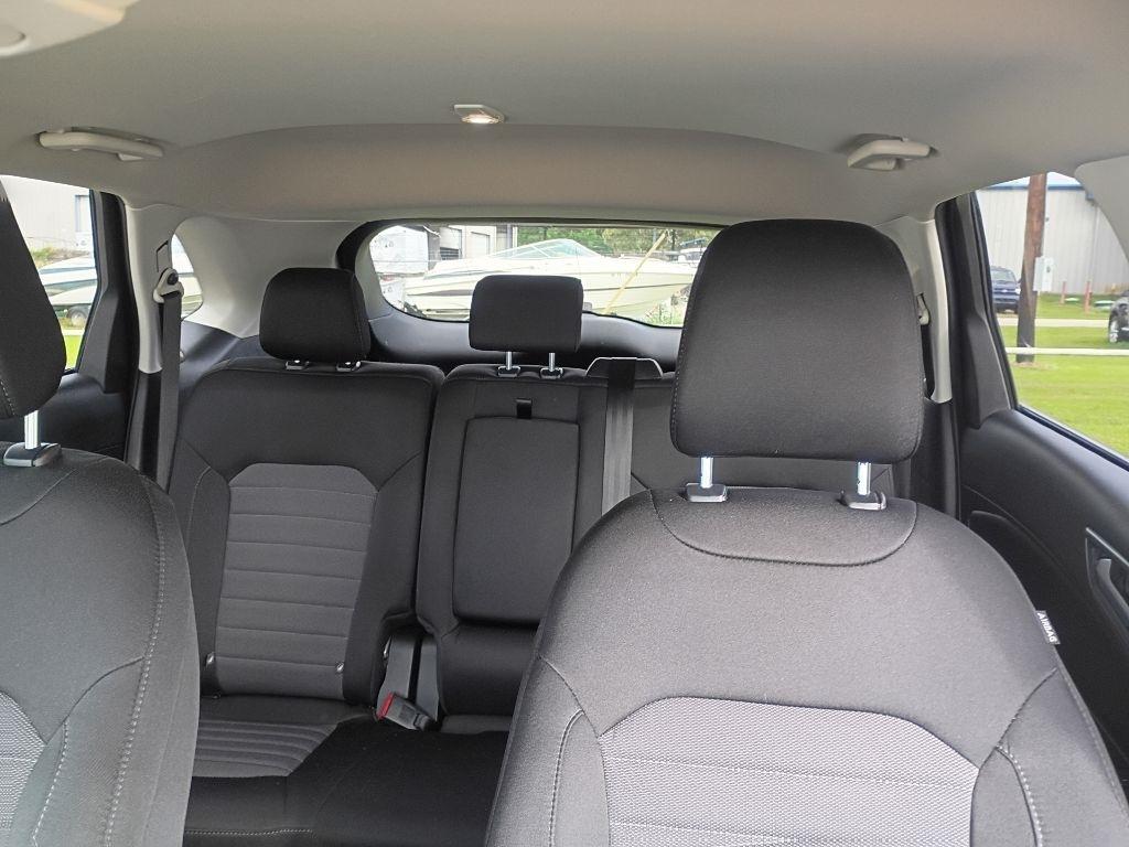 Ford Edge SE FWD 2021