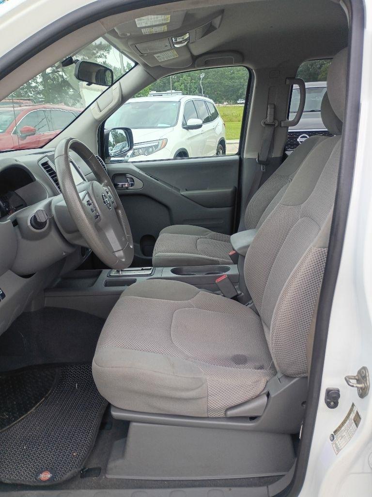 Nissan Frontier S Crew Cab 6MT 2WD 2019
