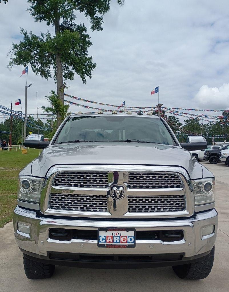 RAM 2500 Laramie Crew Cab SWB 4WD 2016