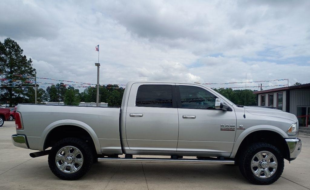 RAM 2500 Laramie Crew Cab SWB 4WD 2016