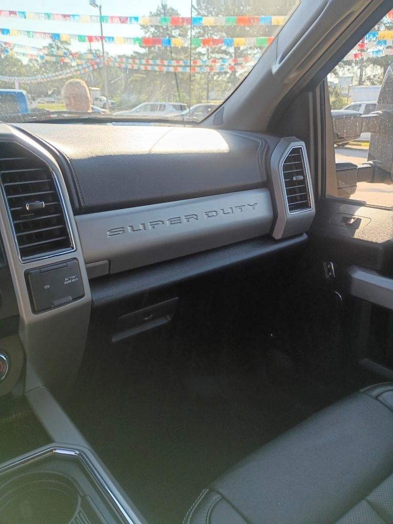 Ford F-250 SD Platinum Crew Cab 4WD 2021