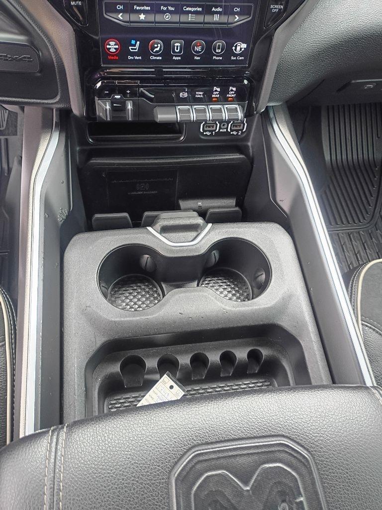 RAM 2500 Laramie Crew Cab SWB 4WD 2020