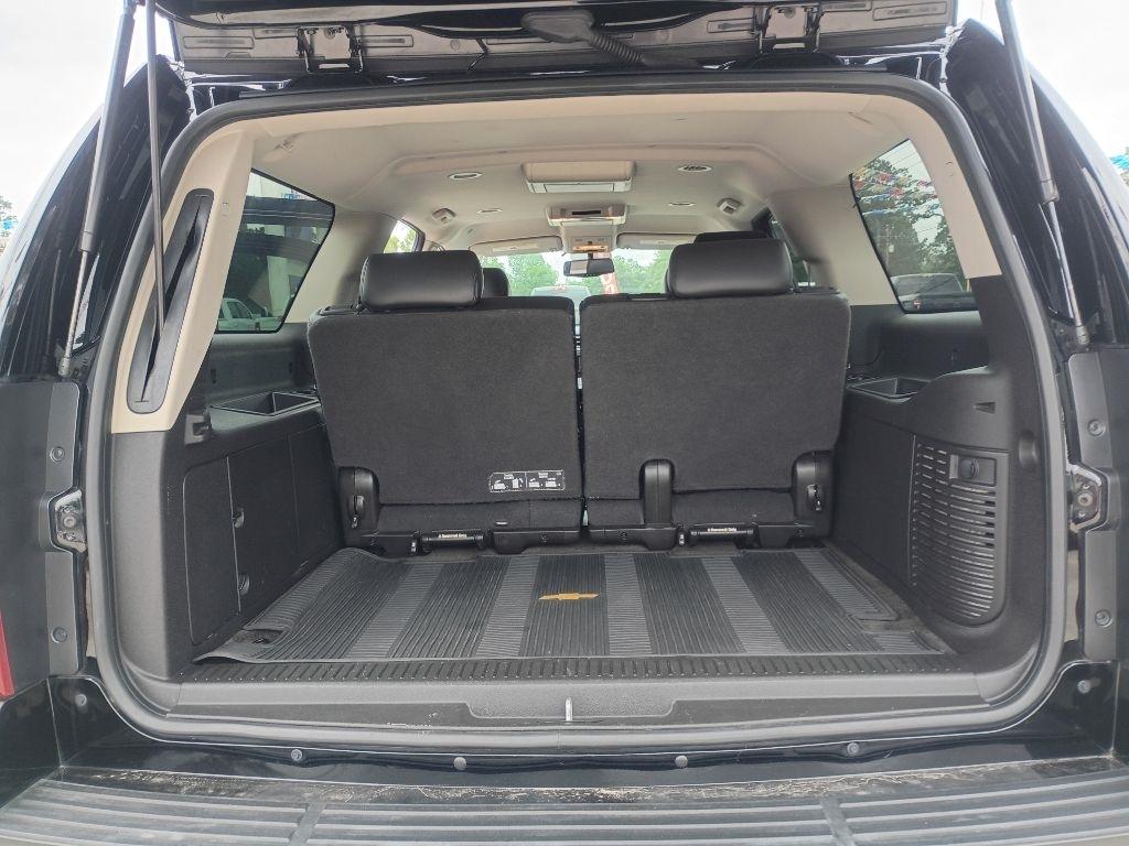Chevrolet Suburban LT 1500 2WD 2013