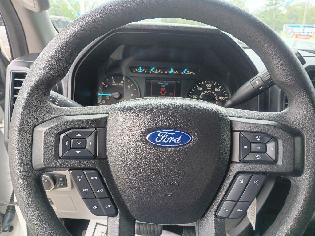 Ford F-150 XL SuperCrew 5.5-ft. Bed 4WD 2019