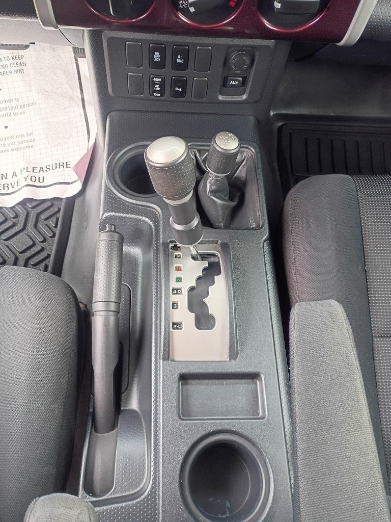 Toyota FJ Cruiser 4WD AT 2007