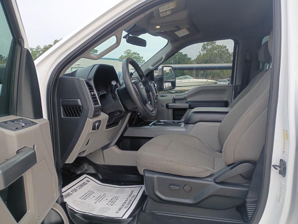 Ford F-250 SD Platinum Crew Cab 4WD 2020