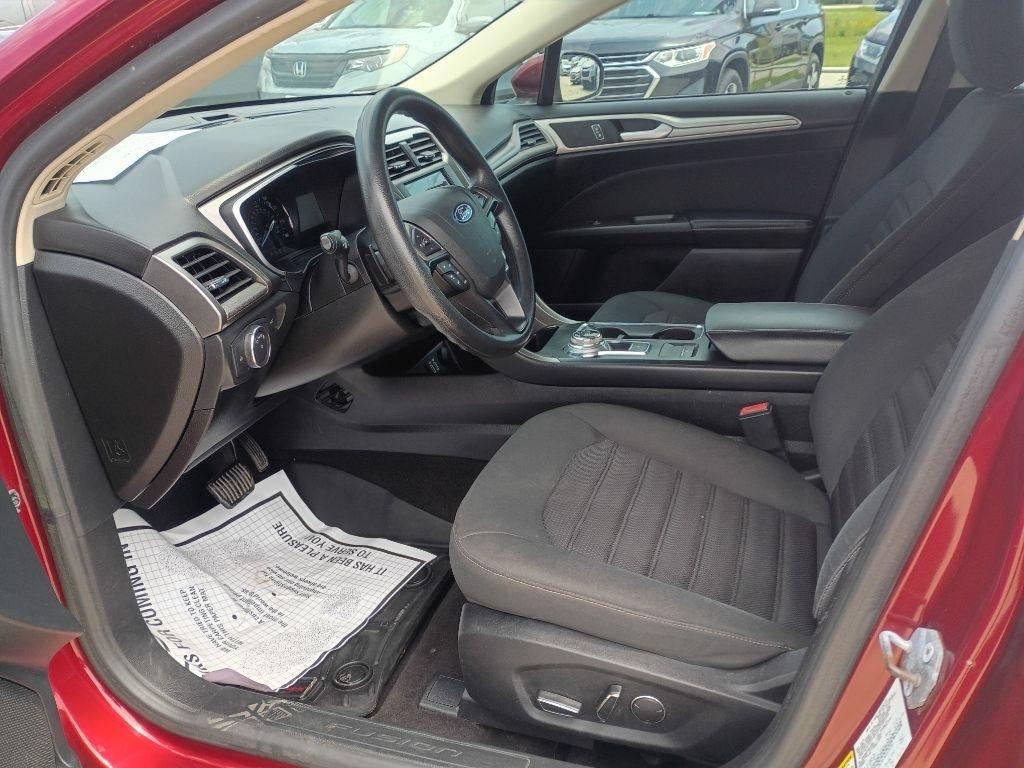 Ford Fusion SE 2019