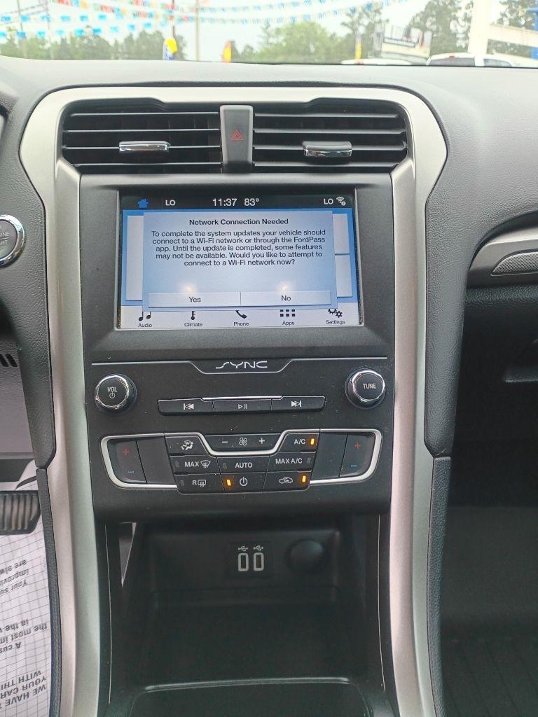 Ford Fusion SE 2019